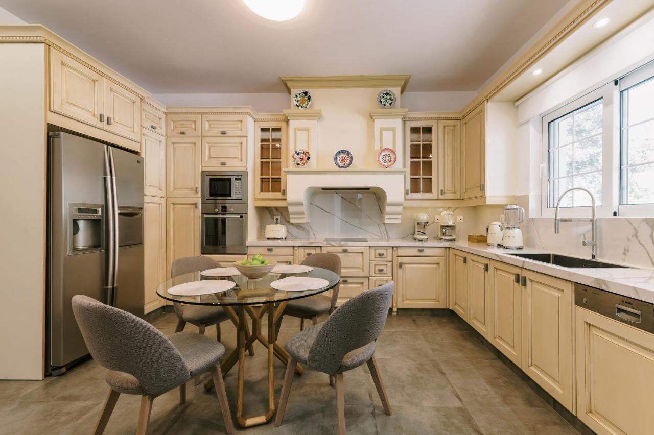 Вилла M Mansion Pefki  Экстерьер фото