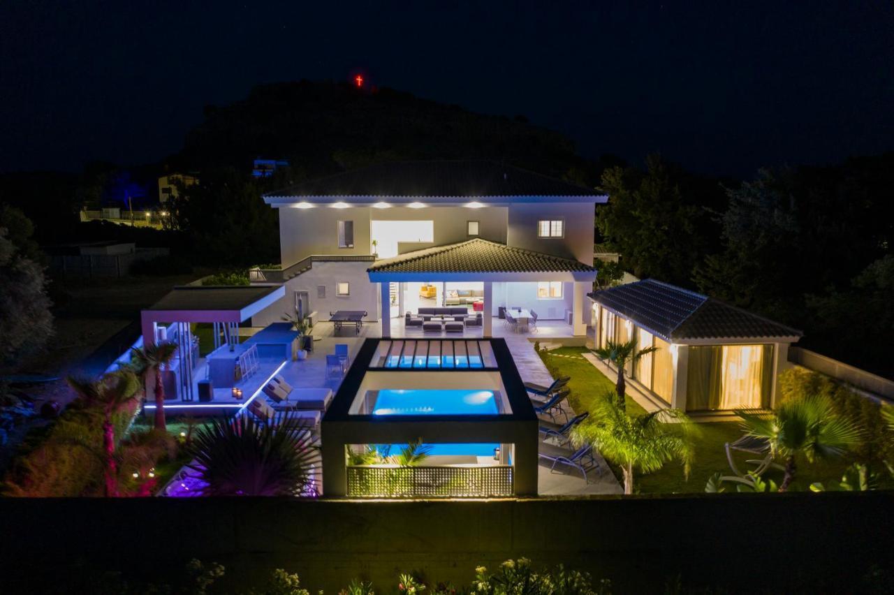 Вилла M Mansion Pefki  Экстерьер фото