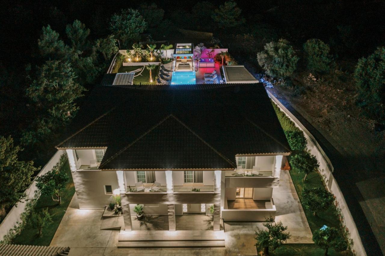 Вилла M Mansion Pefki  Экстерьер фото