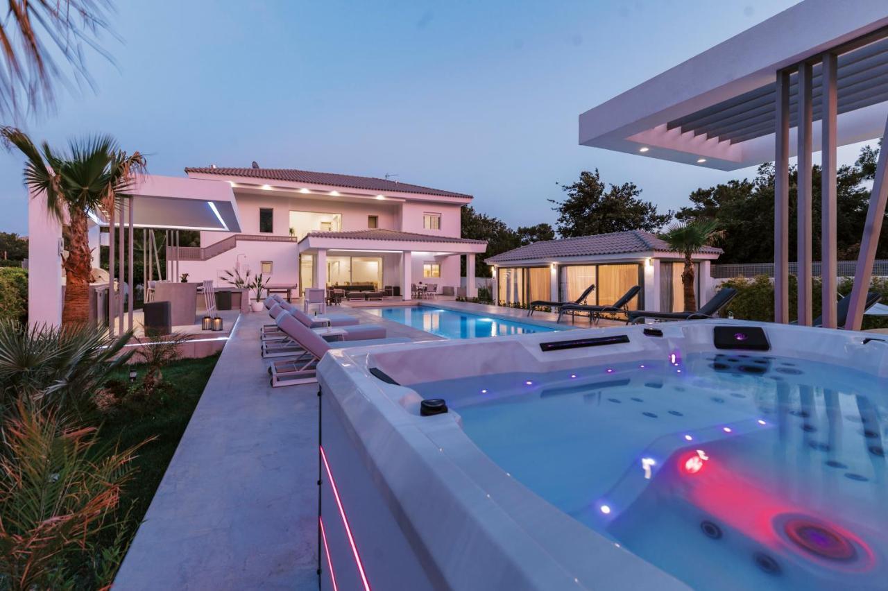 Вилла M Mansion Pefki  Экстерьер фото