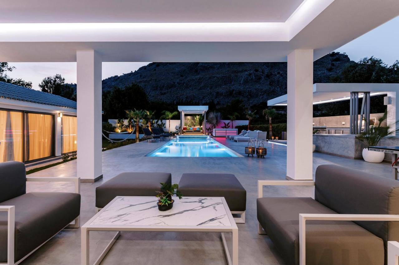 Вилла M Mansion Pefki  Экстерьер фото