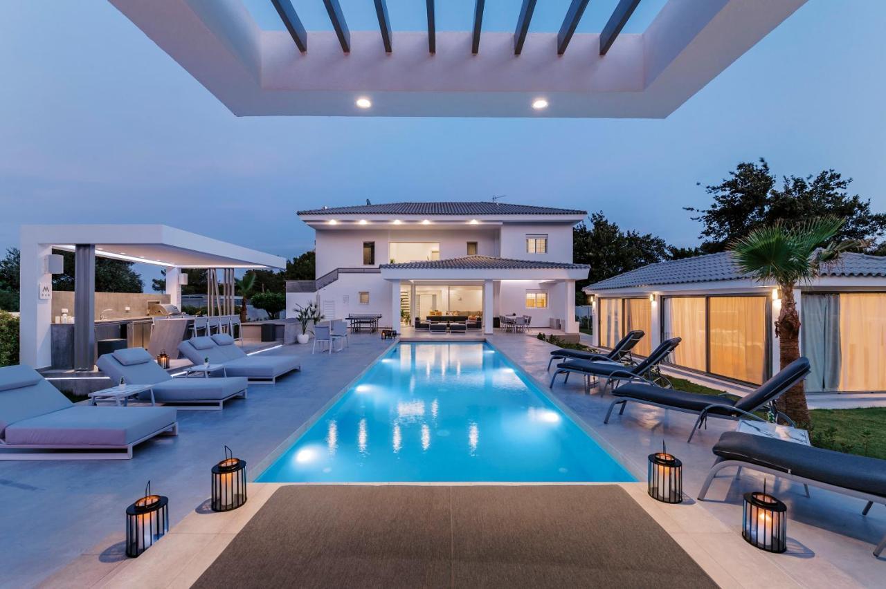 Вилла M Mansion Pefki  Экстерьер фото